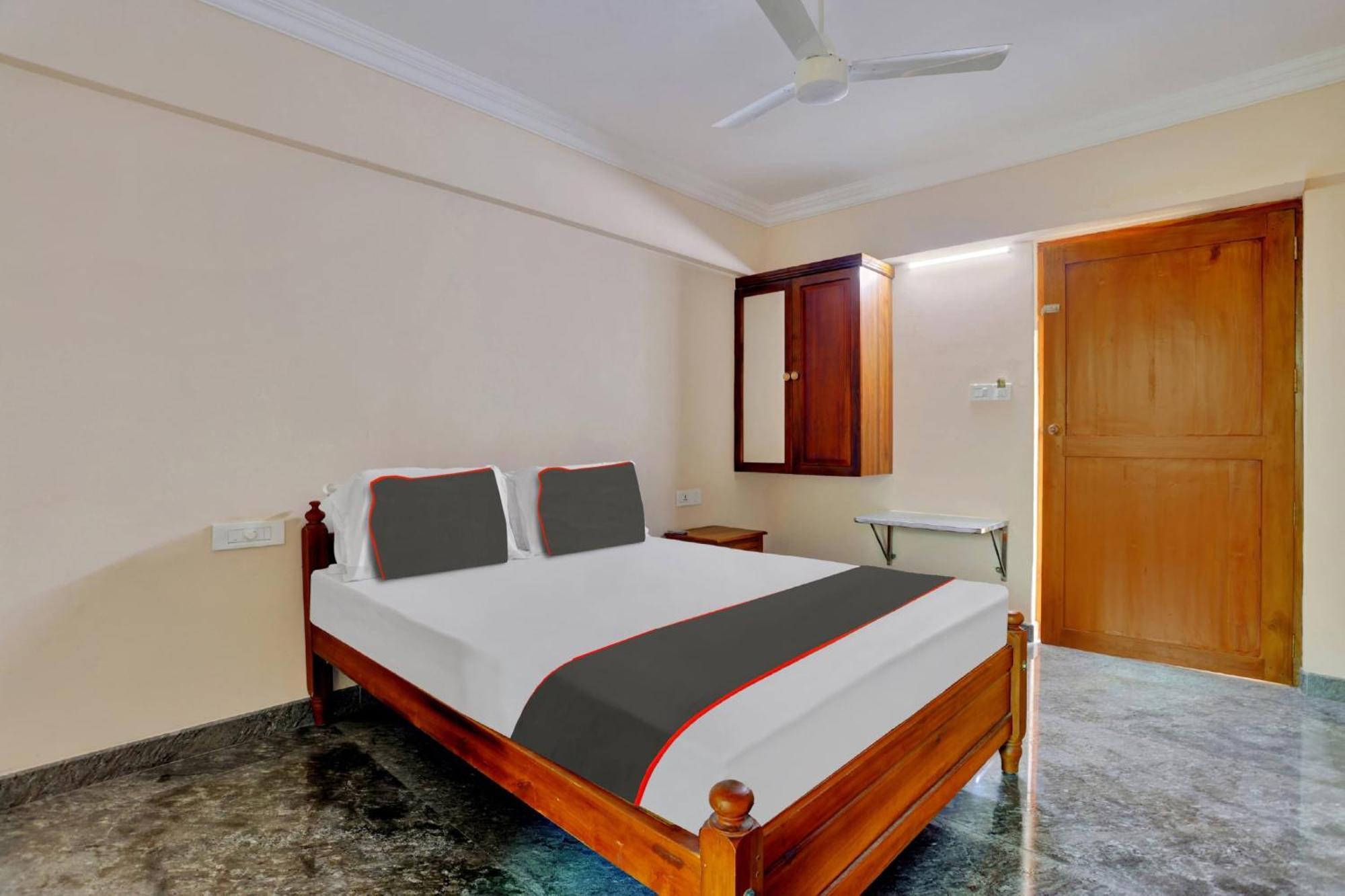Hotel O Family Castle Inn Collection O Thiruvananthapuram Exterior photo