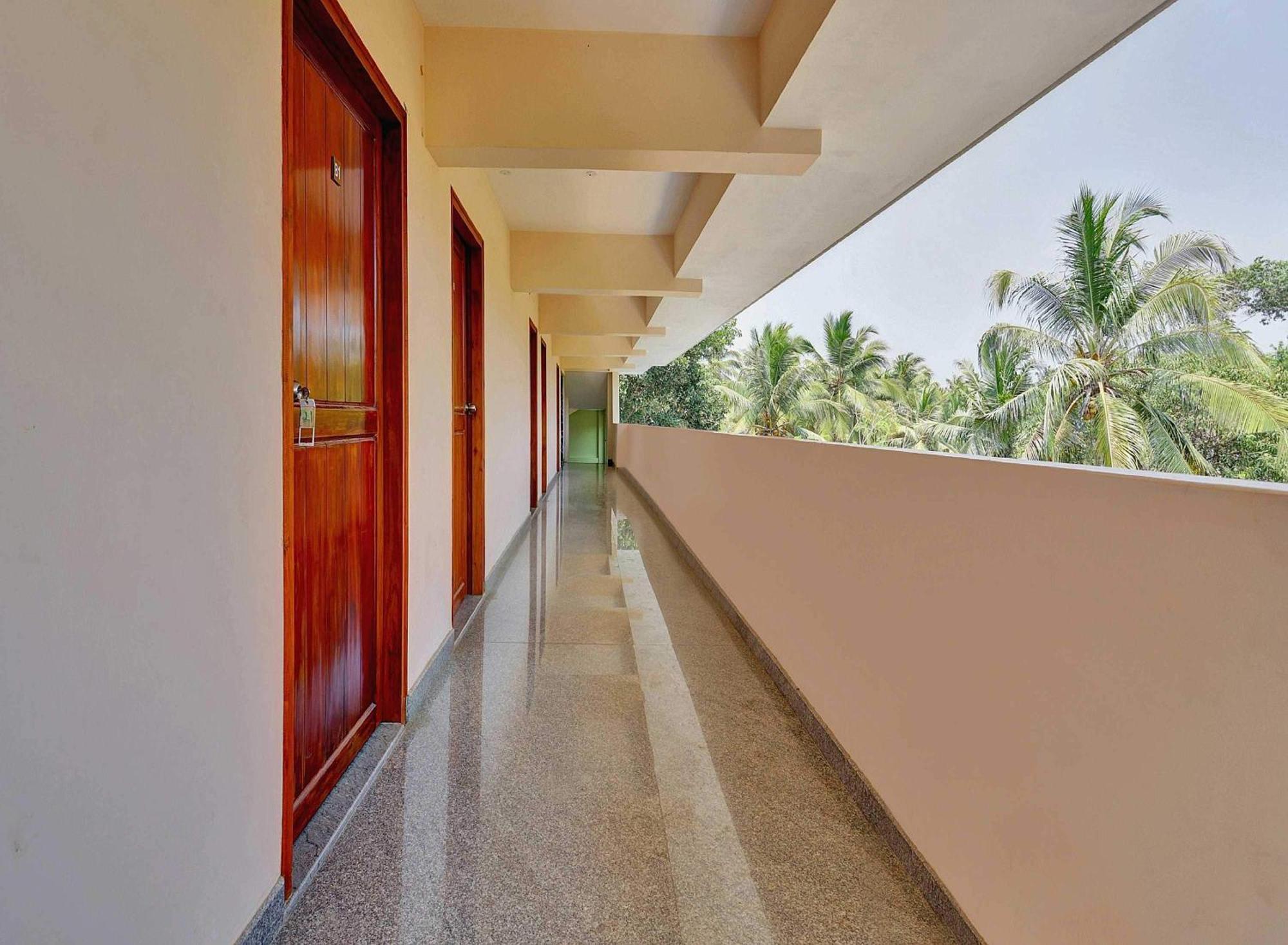 Hotel O Family Castle Inn Collection O Thiruvananthapuram Exterior photo